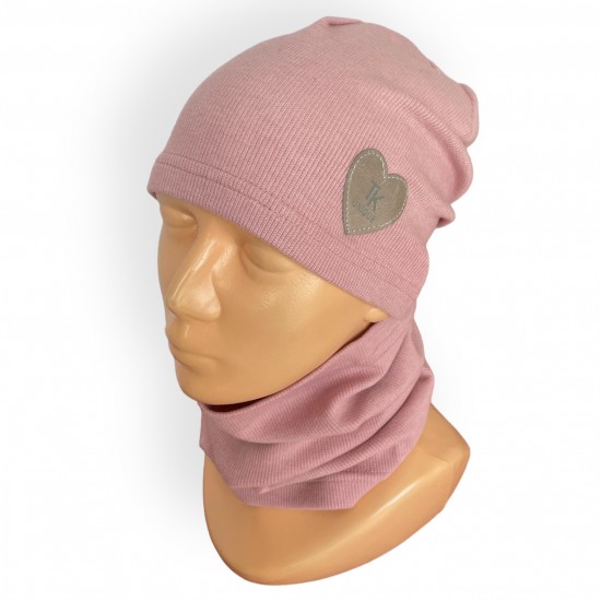 Prechodný ružový komplet - čiapka s nákrčníkom